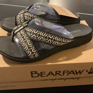 BEARPAW JUNIPER WOMEN’S BLACK FLIP FLOPS SIZE 6 NIB